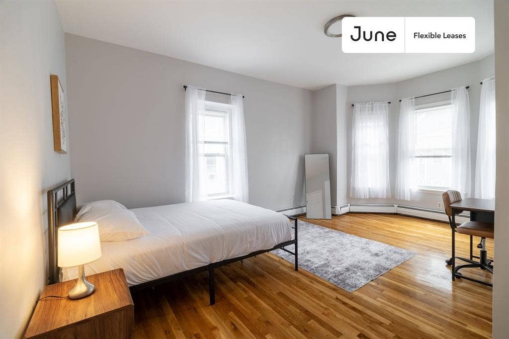 3 BR in Boston