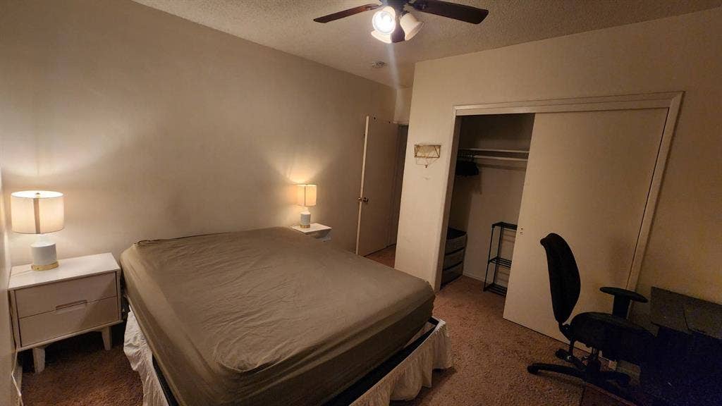 female roommate needed SantaMonica