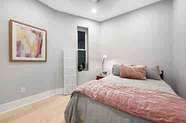 Looking for a private Home