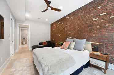 Looking for a private Home