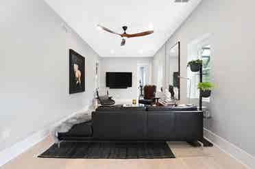 Looking for a private Home