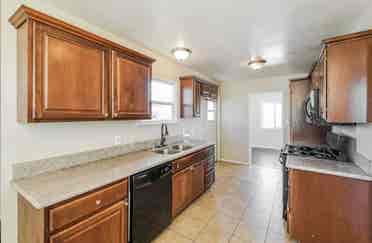 3 BEDROOM HOUSE FOR RENT