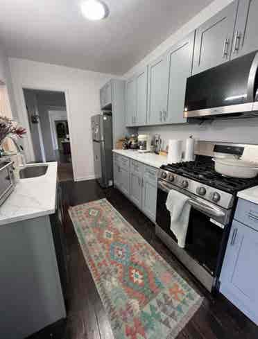 ISO one female roommate!