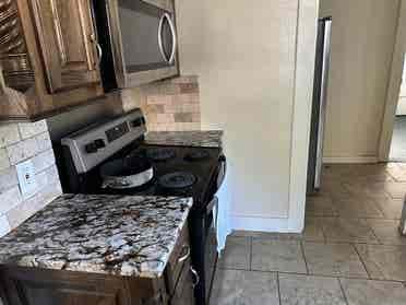 Roommates Wanted!