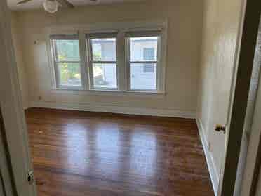 Roommates Wanted!