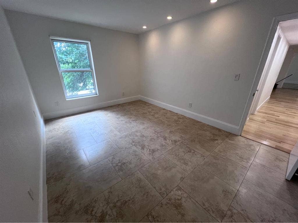 Private Bed & Bath near UM/Dadeland