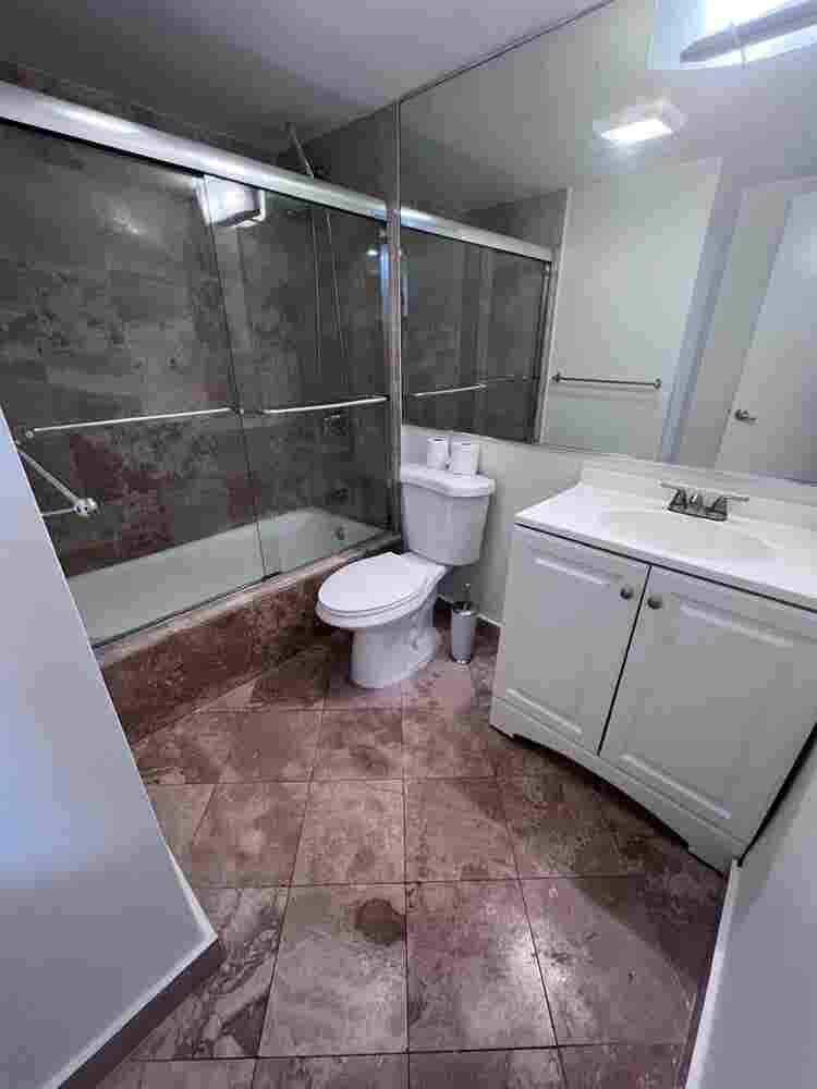 Private Bed & Bath near UM/Dadeland