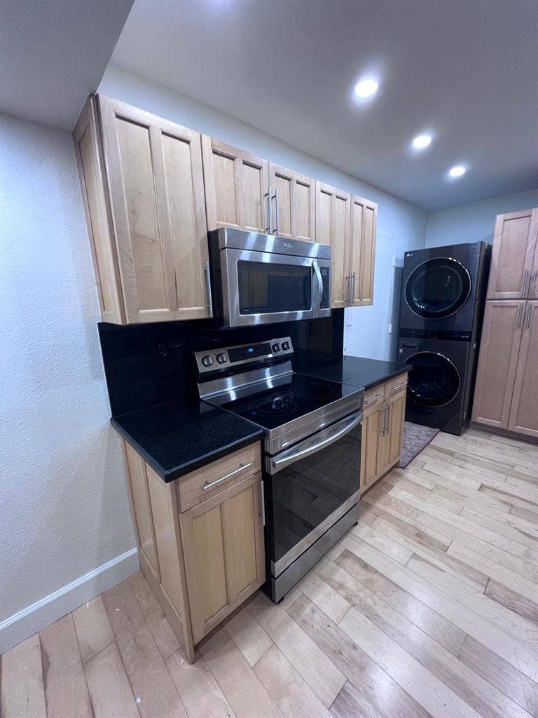 Private Bed & Bath near UM/Dadeland