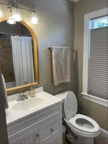 Looking for a 3rd roommate