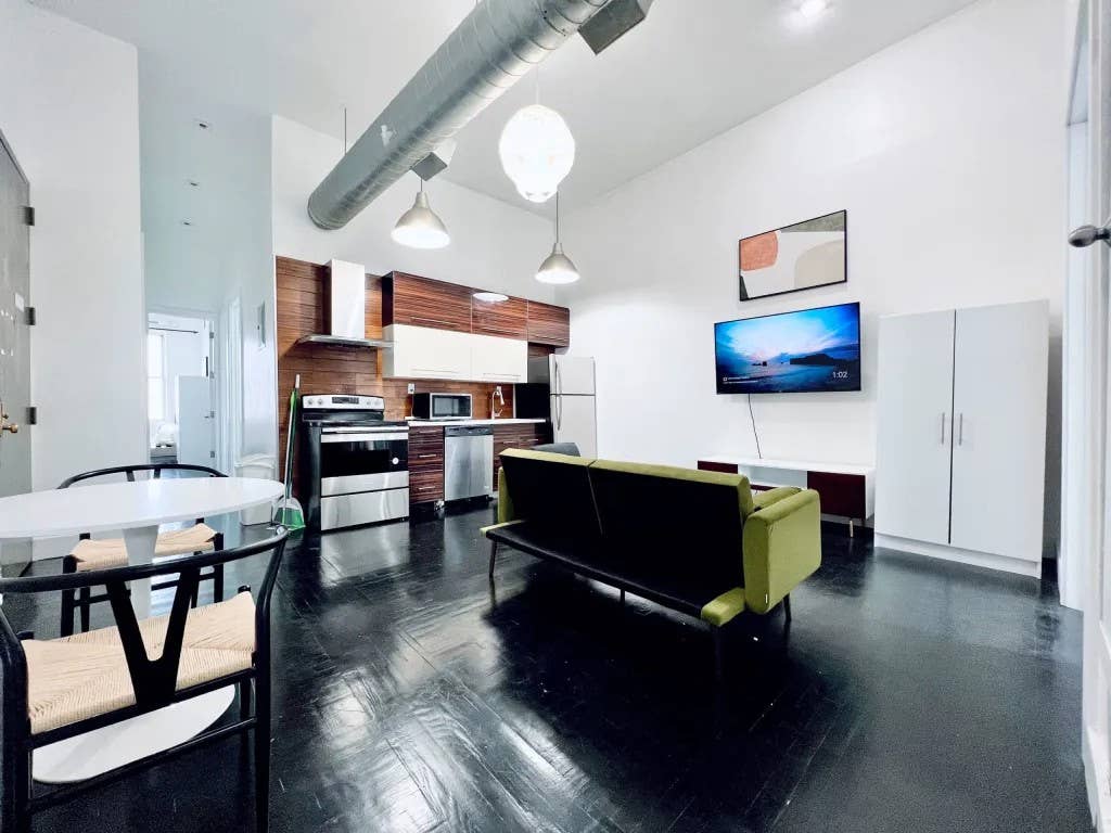 Weirfield St –