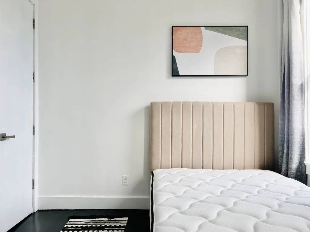 Weirfield St –