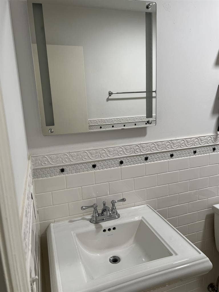 Bedroom for Rent