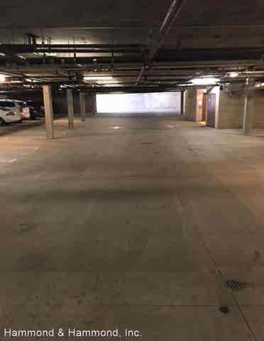 $883 / 1br - 1 roomate wanted