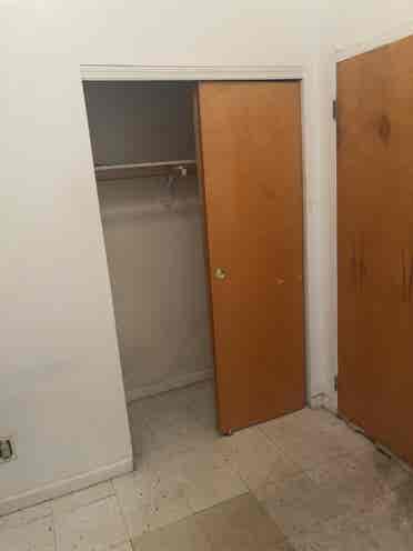 Room manhattan available $
