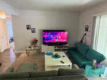 Looking for a Flatmate