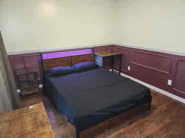 Furnished room in Richmond Hill