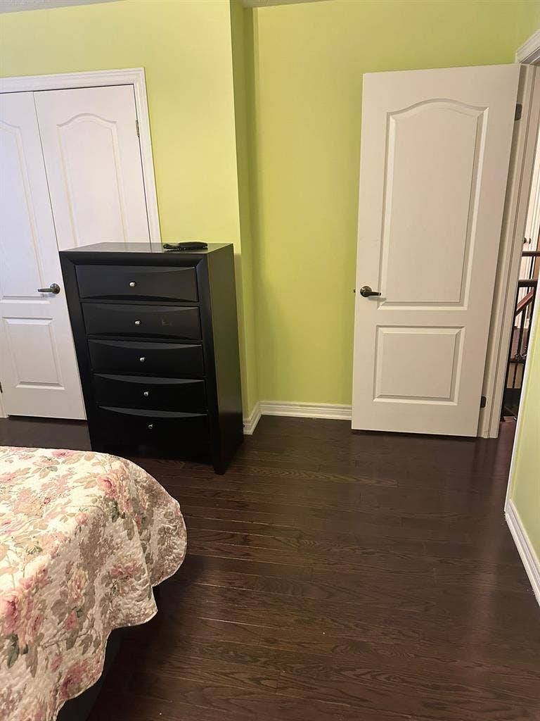 Room for rent in Caledon