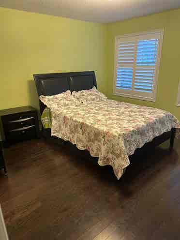 Room for rent in Caledon