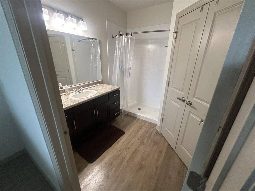Private room for rent