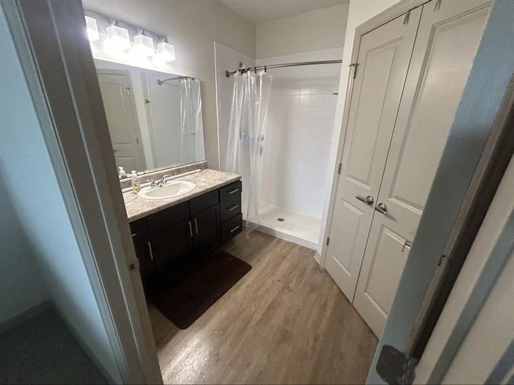 Private room for rent