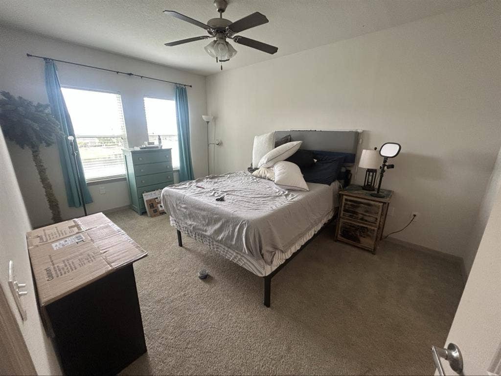 Private room for rent