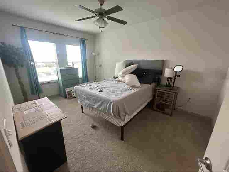 Private room for rent