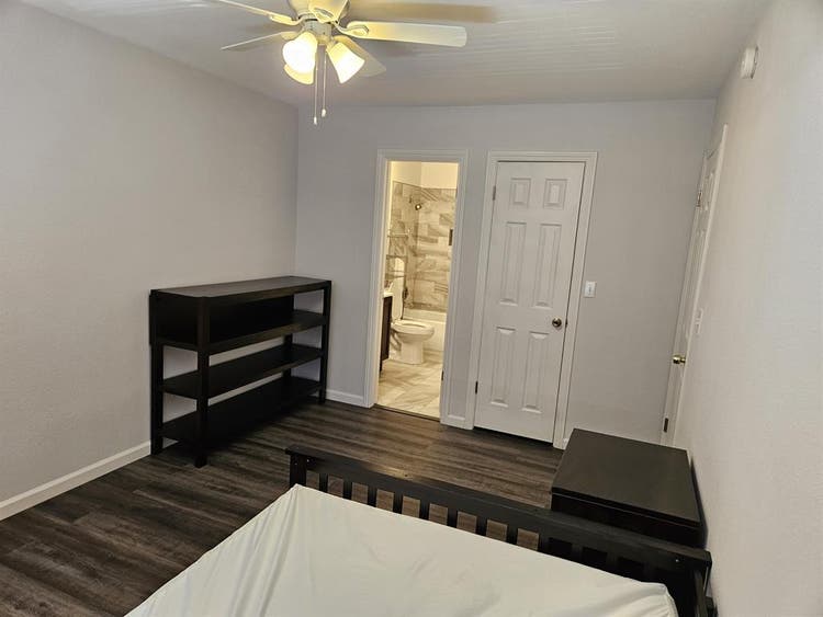 Super clean place to move in!