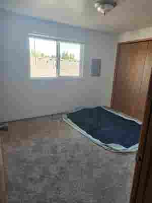 Room Available on Wallace Rd