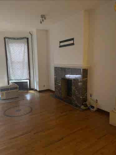 Unique 2 bedroom apt