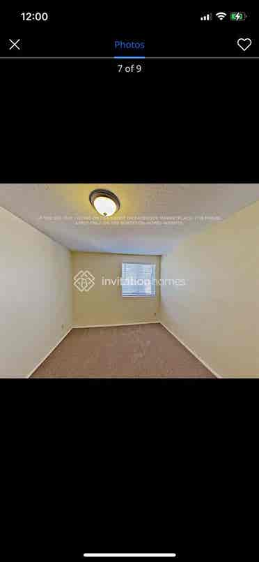 Private room for rent