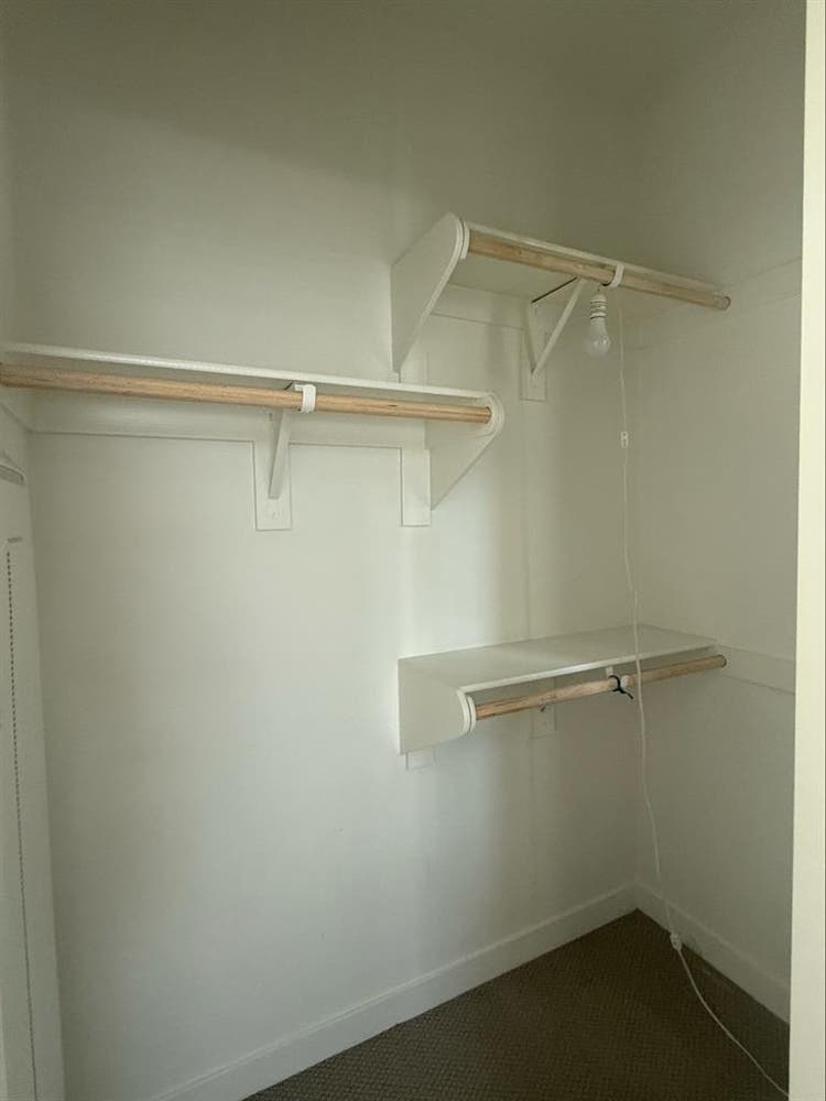 Single room subletting