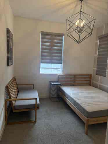 Single room subletting