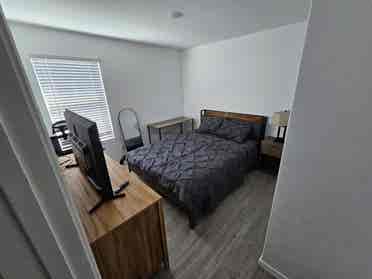 Clean and Stylish Rooms for Rent