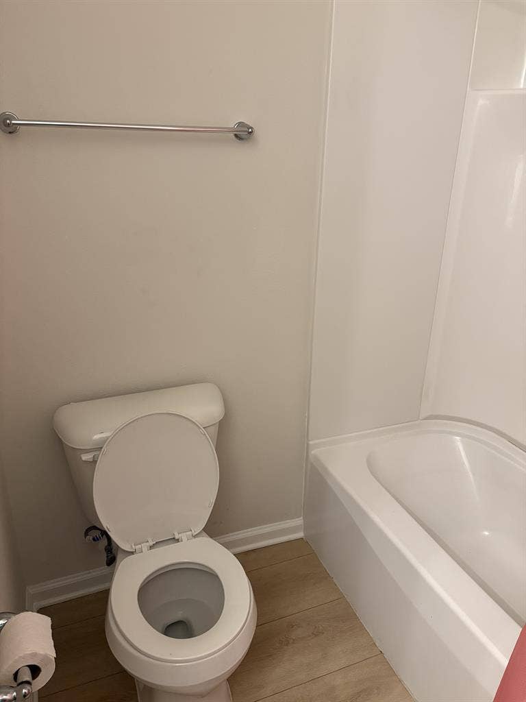 Looking for a roommate(Women Only)