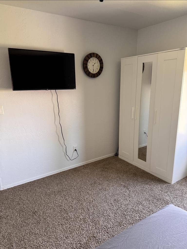 Clean furnished good size room