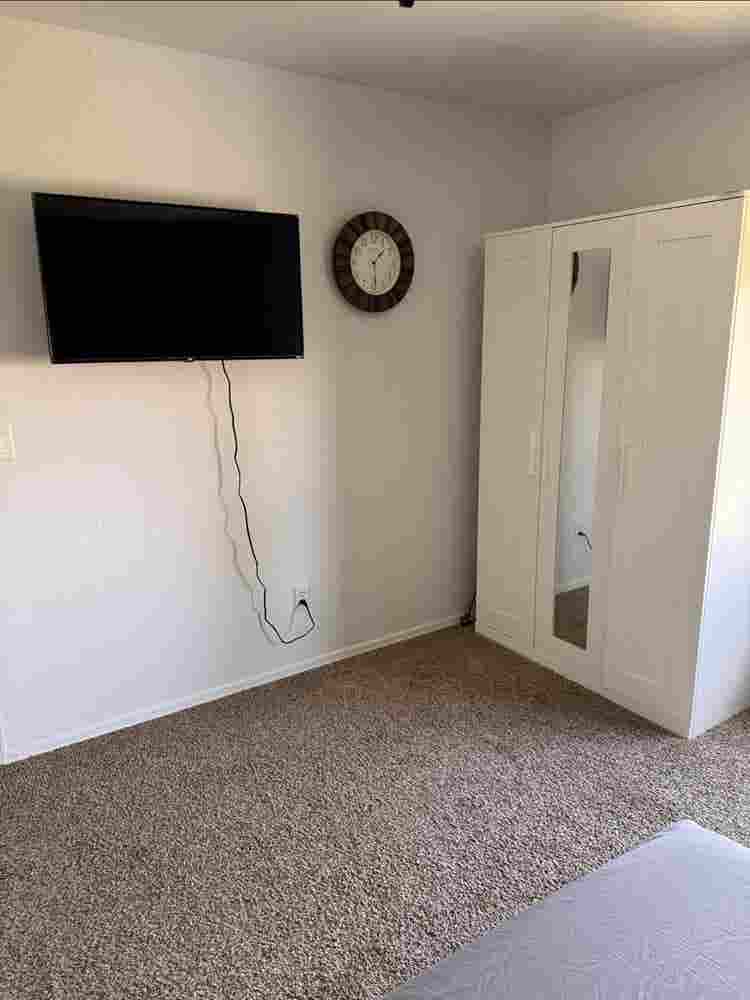 Clean furnished good size room