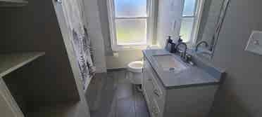 Furnished room in Detroit House