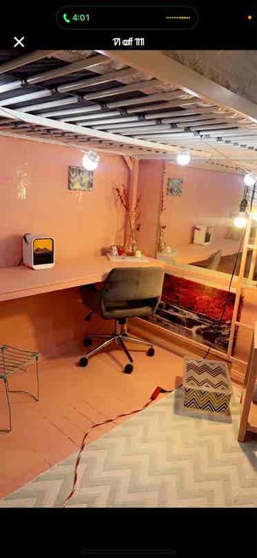 Location! Next 2 all major studios