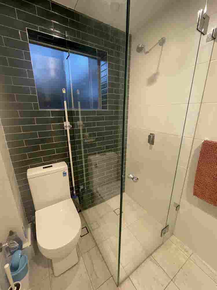 Nice private room in tidy space