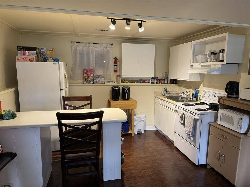 2 bedroom suite