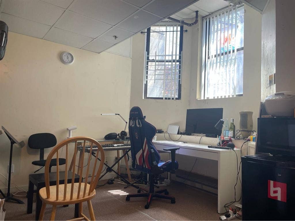 Room for rent July-August th
