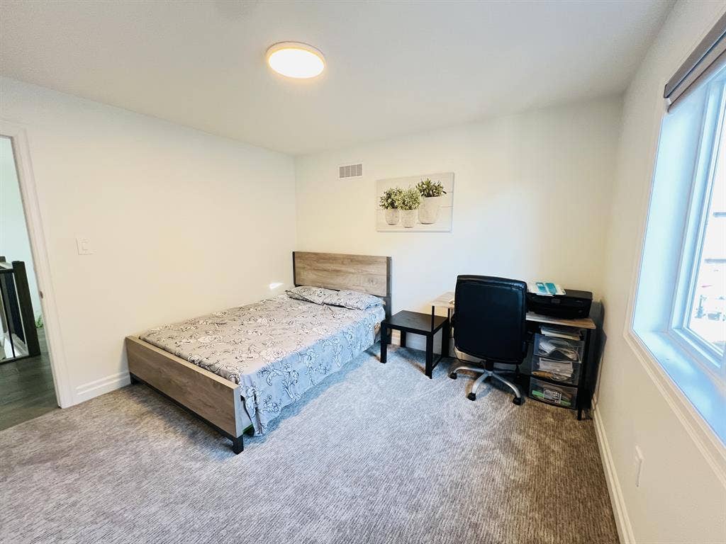 Private Room For Rent