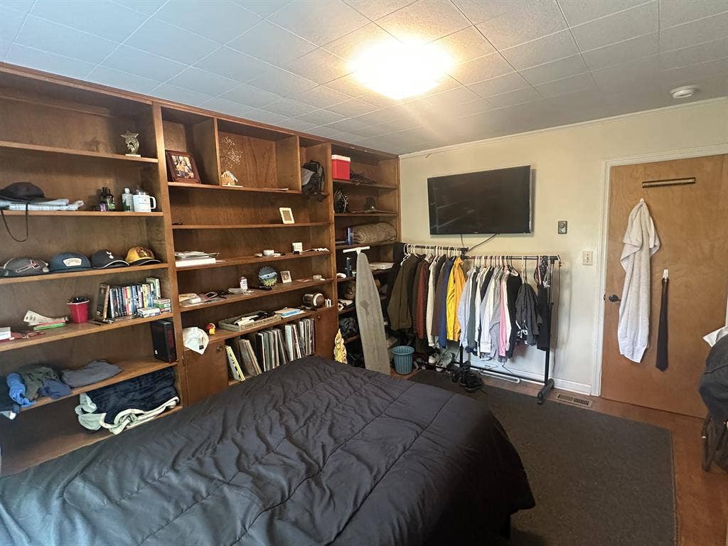 Housemate wanted