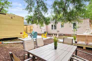 Multiple rooms looking renters