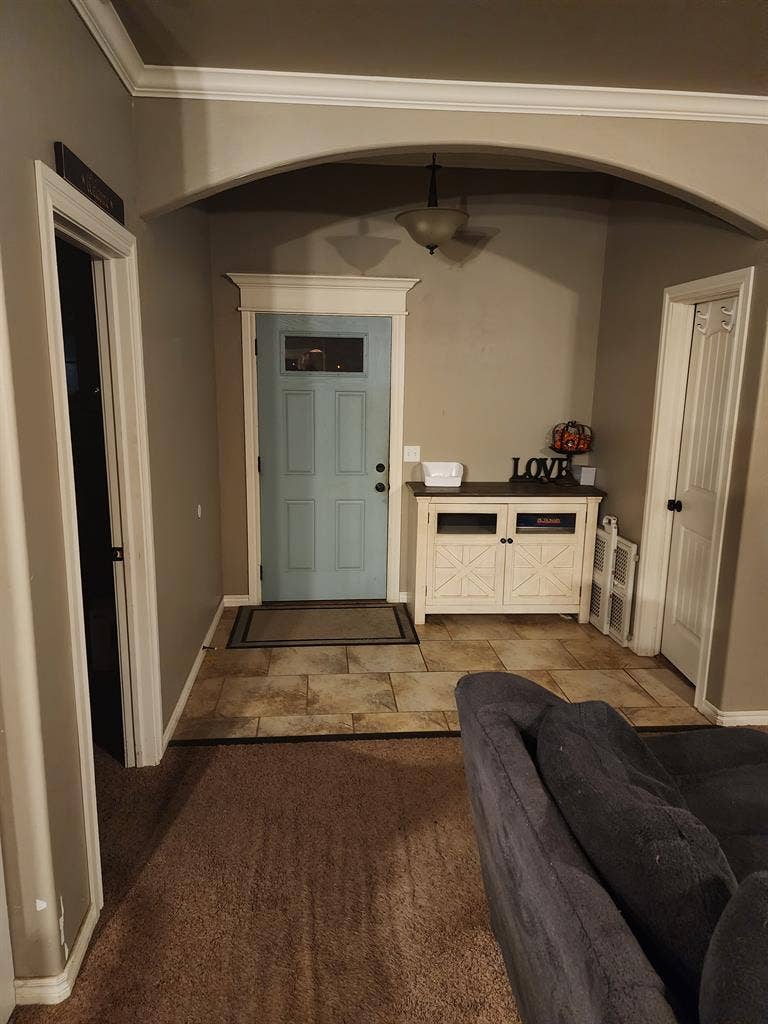 1 bedroom with closet for rent