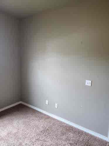 1 bedroom with closet for rent
