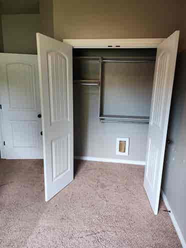 1 bedroom with closet for rent