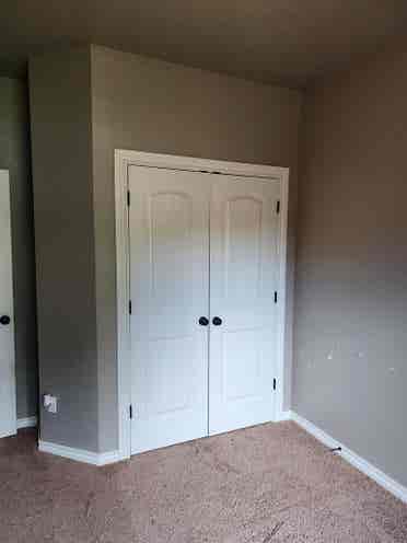 1 bedroom with closet for rent
