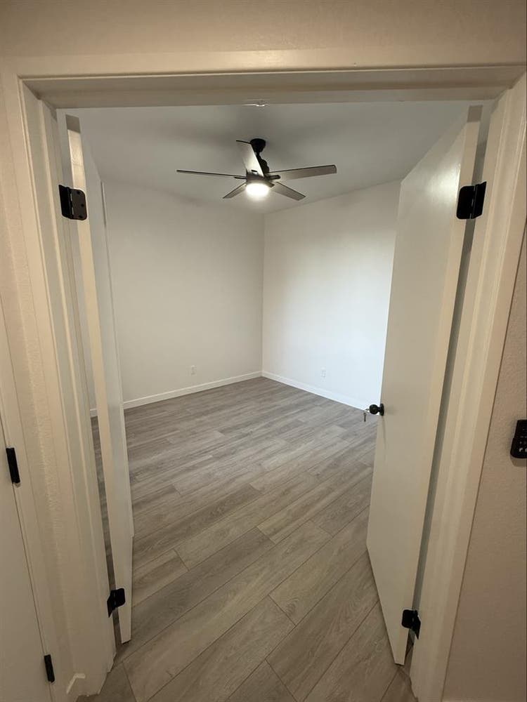 Private room with private bathroom!