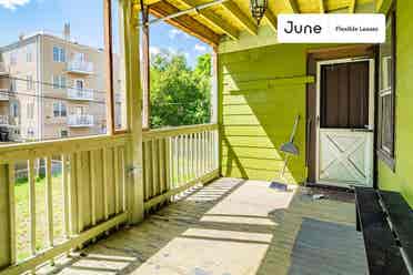 2 BR in Boston